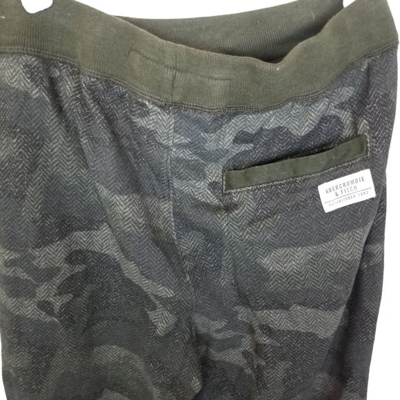 Abercrombie & Fitch Mens XS Green Camo Drawstring - Picture 7 of 8